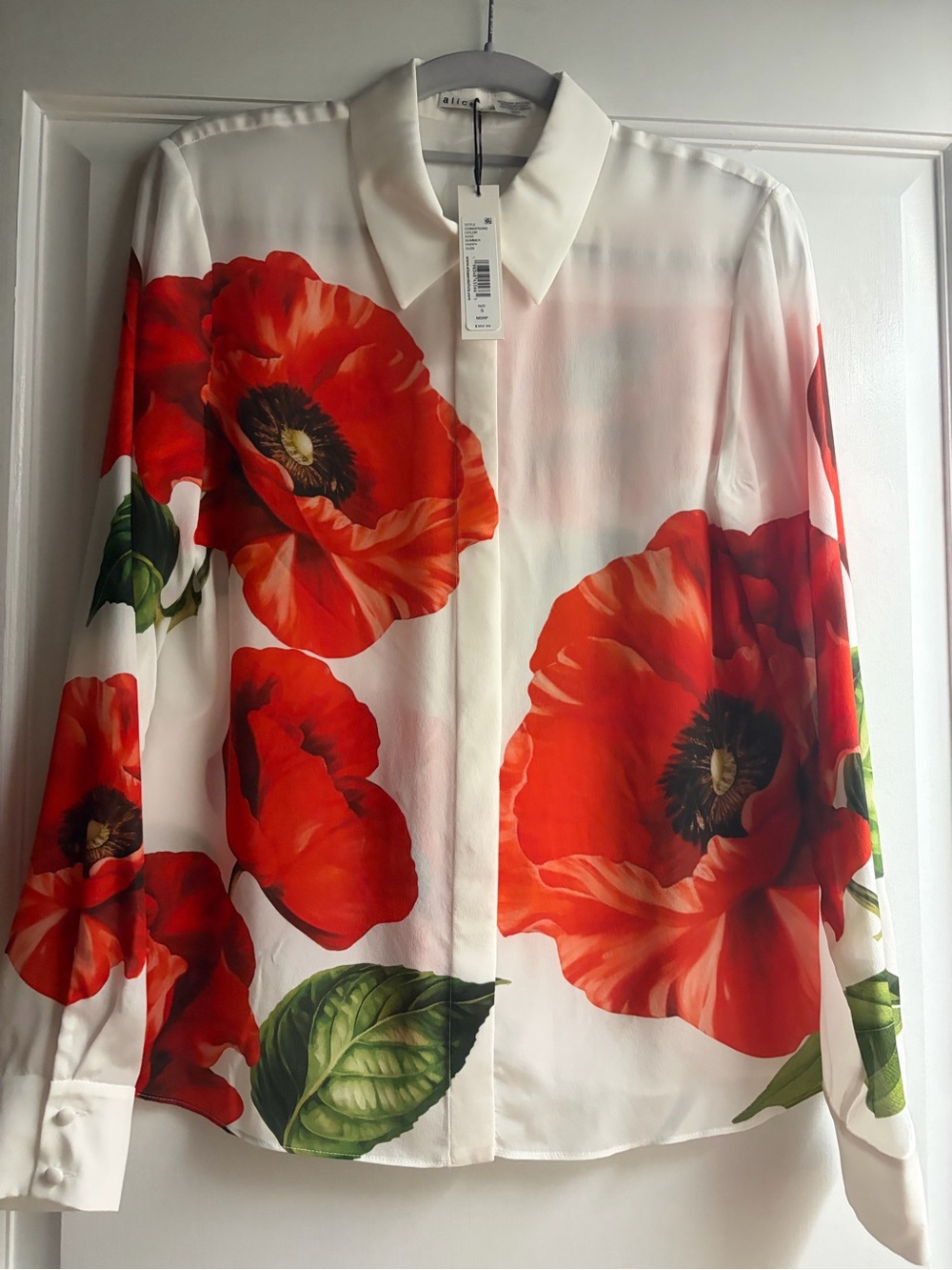 Alice+Olivia Willa Floral Silk Shirt - Picture 6 of 8